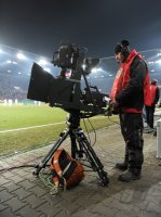 Fussball DFB Pokal 10/11 : 3D Fernsehkamera mit Kameramann
