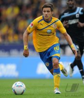 Fussball 2. Bundesliga: Eintracht Braunschweig -1860 Muenchen