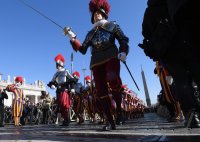 Rom; Papst Franziskus I. spricht den Urbi Et Orbi Segen