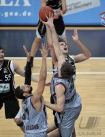 1. Basketball Bundesliga  01/11  Walter Tigers Tuebingen  - Artland Dragons