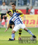 Fussball 1. Bundesliga: Duisburg - Dortmund, Zweikampf