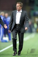 FUSSBALL CHL  Saison 10/11:  Trainer Ralf Rangnick (FC Schalke 04)