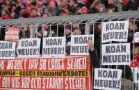 Fussball DFB Pokal 10/11 : FC Bayern Muenchen - FC Schalke 04