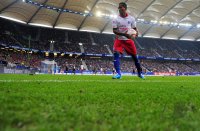 Fussball: 1. Bundesliga Saison 2010/2011: Hamburg, ZE ROBERTO