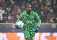 Fussball International CHL 23/24: AC Mailand - Paris Saint-Germain
