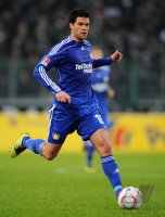 Fussball: 1. Bundesliga Saison 2010/2011: Leverkusen, BALLACK am Ball