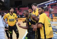 Basketball 1. Bundesliga 16/17 Hauptrunde: Walter Tigers Tuebingen - MHP Riesen Ludwigsburg