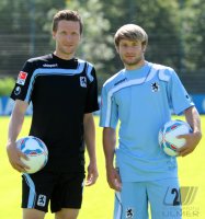 2. Fussball Bundesliga: Benjamin Lauth, Daniel Halfar (v. li., 1860 Muenchen)