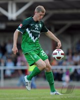 Fussball 1. Bundesliga Saison 2010/2011, Testspiel  Werder Bremen: SCHINDLER am Ball