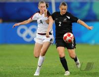 FUSSBALL  Olympia 2008   Vorrunde  Frauen   Olympia 2008  Peking  Fussball  Frauen   12.08.2008USA - Neuseeland