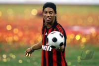 Fussball International: AC Mailand praesentiert Neuzugang Ronaldinho