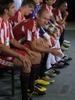 Fussball 1. Bundesliga 2010/2011:  Arjen Robben    (FC Bayern Muenchen)  faellt verletz lange aus!