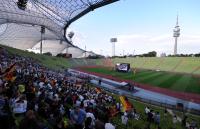 FUSSBALL WM 2010, Public Viewing im Olympiastadion MuenchenFUSSBALL WM 2010, VORRUNDE: Deutschland - Serbien