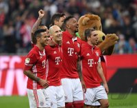 Fussball 1. Bundesliga Saison 2016/2017: FC Bayern Muenchen - Borussia Dortmund