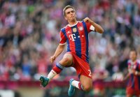 Fussball 1. Bundesliga Saison 14/15: JUBEL Philipp Lahm (FC Bayern Muenchen)