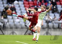 Fussball 1. Bundesliga Saison 21/22: FC Bayern Muenchen - SpVgg Greuther Fuerth