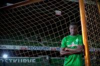 Fussball 1. Bundesliga, Saison 2012/2013, Werder Bremen: Joseph Akpalla im exklusiven Pressefoto ULMER Fotoshooting