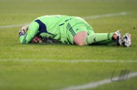 Fussball DFB Pokal, Saison 2011/2012, Viertelfinale: Torwart Manuel Neuer (FC Bayern Muenchen)