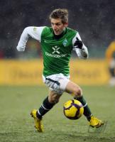 FUSSBALL, DFB Pokal - Viertelfinale: Bremen, MARIN am Ball