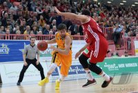 Basketball 1. Bundesliga 2013/2014:  Walter Tigers Tuebingen - Brose Baskets Bamberg