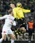Fussball 1. Bundesliga: Dortmund - Gladbach, Zweikampf