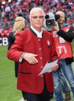 Fussball 1. Bundesliga Saison 15/16: FC Bayern Muenchen - Hannover 96