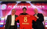 Fussball 1. Bundesliga, Saison 2012/2013:  Pressekonferenz mit  Javi Martinez