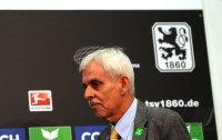 2. Fussball Bundesliga: 1860 Muenchen Pressekonferenz