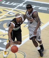 1. Basketball Bundesliga  01/11  Walter Tigers Tuebingen  - Artland Dragons