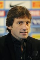 FUSSBALL  International CHL 10/11: Trainer LEONARDO (Inter Mailand)