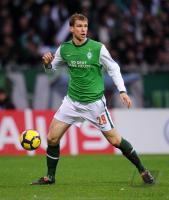 FUSSBALL, 1. BUNDESLIGA, 14. Spieltag: Bremen, MERTESACKER Einzelaktion