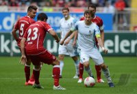 Fussball 2. Bundesliga:  1 FC Kaiserslautern - TSV 1860 Muenchen