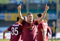 FUSSBALL SERIE A 2013/2014: JUBEL Francesco Totti (AS Rom)