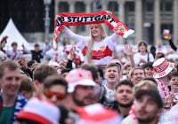 Fussball DFB Pokal Finale 24/25: Arminia Bielefeld - VfB Stuttgart, Public Viewing auf dem Schlossplatz