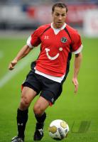 FUSSBALL, 1. BUNDESLIGA, 10. Spieltag: Hannover, CHERUNDOLO Einzelaktion