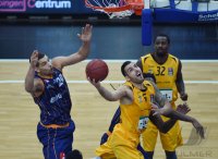 Basketball 1. Bundesliga 15/16 Hauptrunde: Walter Tigers Tuebingen - Eisbaeren Bremerhaven