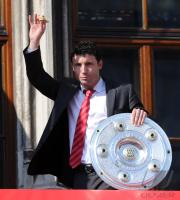 Fussball: FC Bayern feiert zum Saisonabschluss auf dem Marienplatz