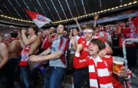 Fussball: Public Viewing in der Allianz Arena in Muenchen