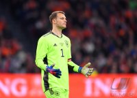 FUSSBALL INTERNATIONAL Testspiel: Niederlande - Deutschland