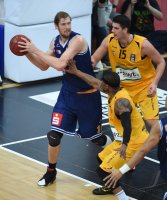 Basketball 1. Bundesliga 14/15 Hauptrunde:  Walter Tigers Tuebingen - Eisbaeren Bremerhaven
