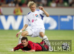 Fussball UCL: Leverkusen - Banik, Zweikampf