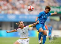 FUSSBALL  Olympia 2008   Vorrunde  Frauen   USA - Japan