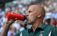 1. FUSSBALL BUNDESLIGA: Trainer Michael Frontzeck (Gladbach)