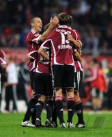 Fussball 1. Bundesliga : JUBEL Timmy Simons, Jens Hegeler (v.li., 1 FC Nuernberg)