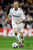 Fussball CL, Real Madrid: ZIDANE Einzelaktion