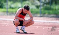 Leichtathletik: Hochspringen Lukas Gaertner (TV Rottenburg) trainiert im Rottenburger Hohenberstadion