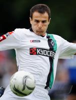 Fussball 1. Bundesliga: Moenchengladbach, TOUMA Einzelaktion