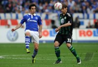 Fussball: 1. Bundesliga Saison 2010/2011: Schalke 04 - VfL Wolfsburg