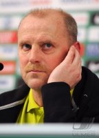 Fussball: 1. Bundesliga Saison 2010/2011: Werder Bremen - Bayer 04 Leverkusen