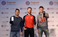 Offizielle Uebergabe der Gigaset ME Smartphones an den FC Bayern Muenchen